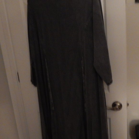 @Packet Gray Embroidered Long Dress XL/1X 100% Rayon - Picture 5 of 6